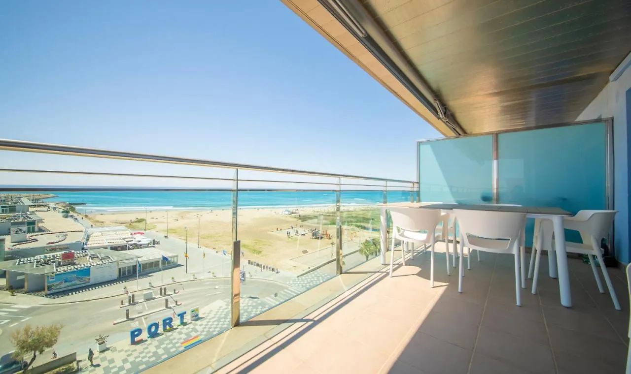 R130 Beachfront Apartment With Air Conditionner Segur de Calafell