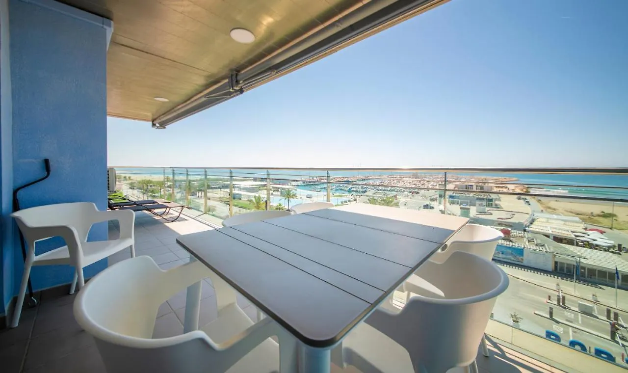 R130 Beachfront Apartment With Air Conditionner Segur de Calafell