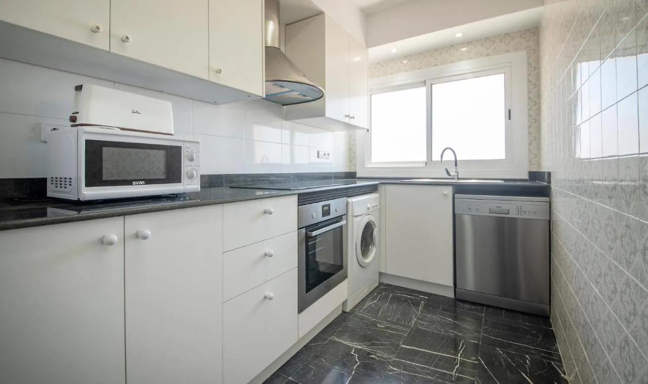 R130 Beachfront Apartment With Air Conditionner Segur de Calafell