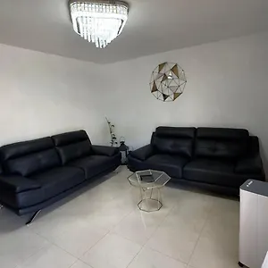 Сasa de vacaciones House With Seaview, Segur de Calafell