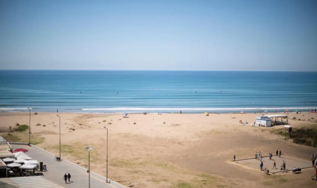 R130 Beachfront Apartment With Air Conditionner سيجور دي كالافيل